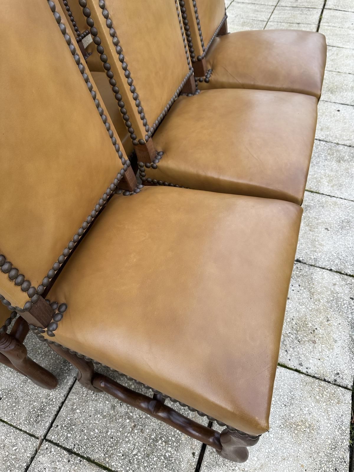 photo vintage Original French Set Of 6 Os De Mouton Dining Chairs In Oak