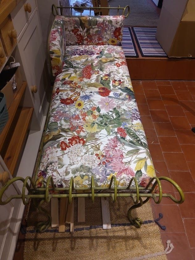 Metal Chaise Longue Upholstered In Fibre Naturel Chelsea Profusion photo for sale