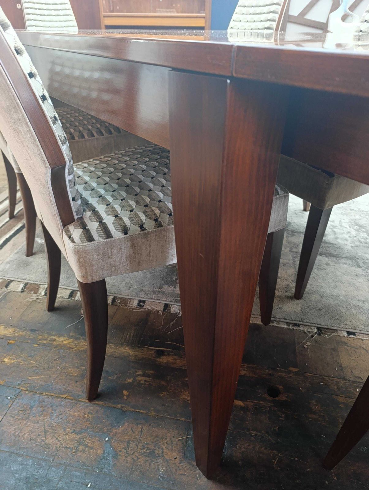 Italian Selva Extending Dining Table With Six Upholstered Chairs photo vinterior