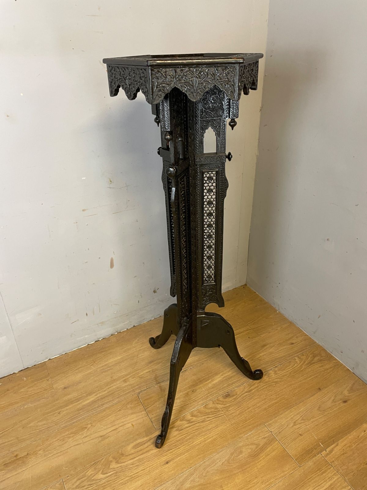 395.0 C19th Carved Anglo Indian Hardwood Stand photo