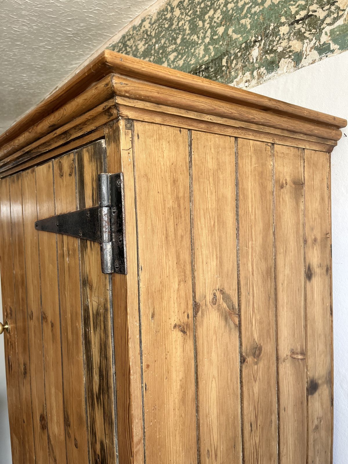 A Tall Narrow Victorian Pine Linen/Larder Cupboard photo 765.0
