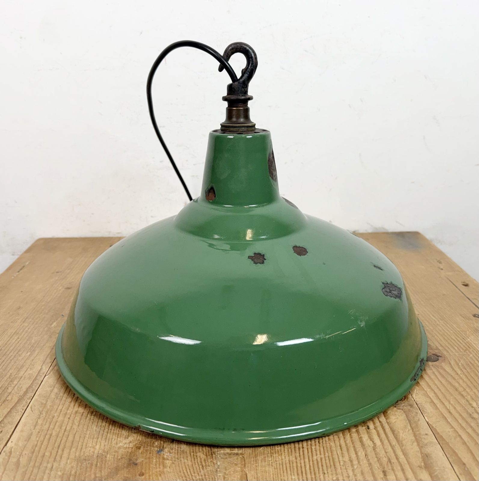 photo furniture Industrial British Green Enamel Factory Pendant Lamp, 1960s