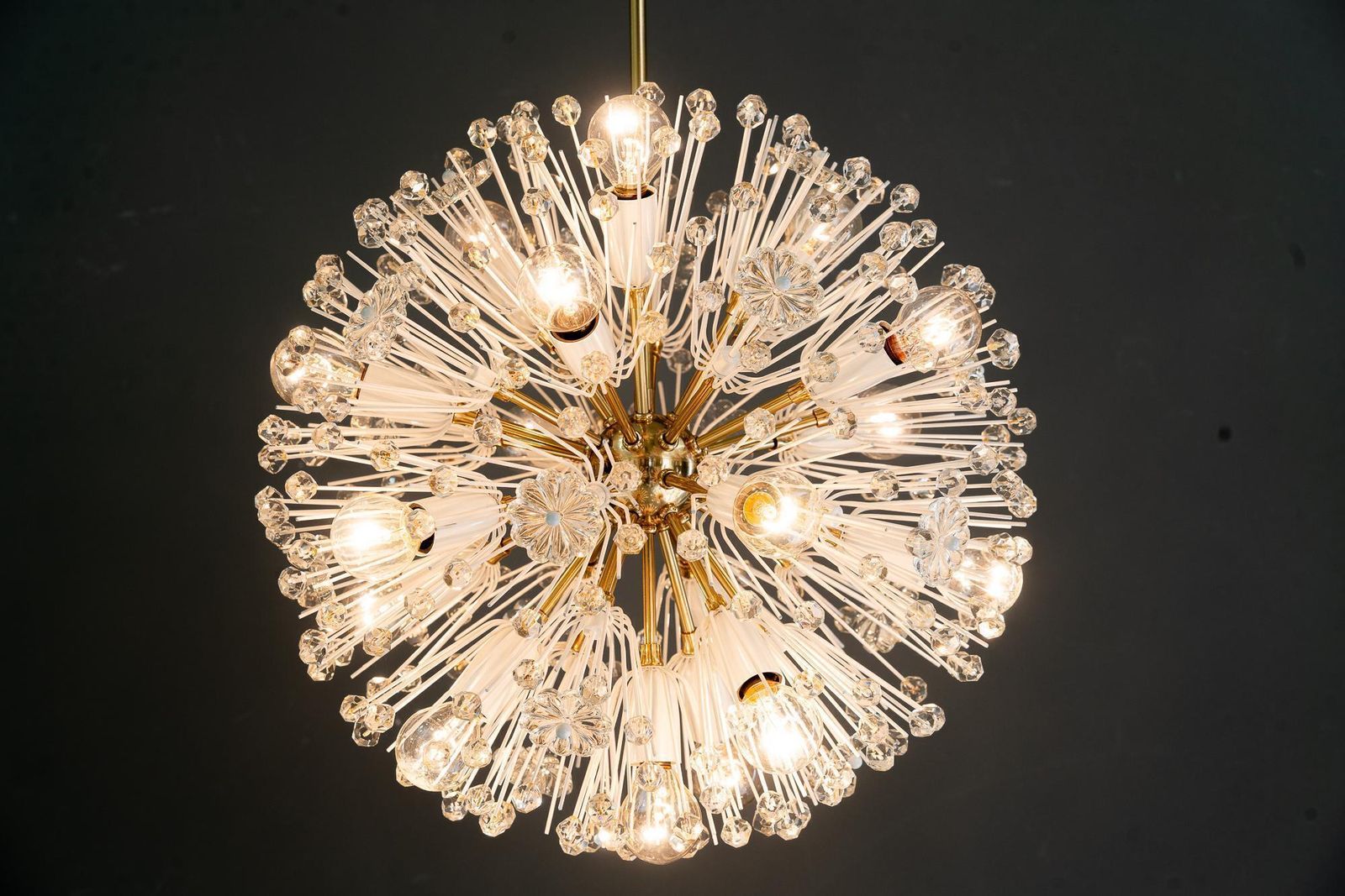photo vintage Mid Century Chandelier "Sputnik" By Emil Stejnar For Rupert Nikoll Around 1950s