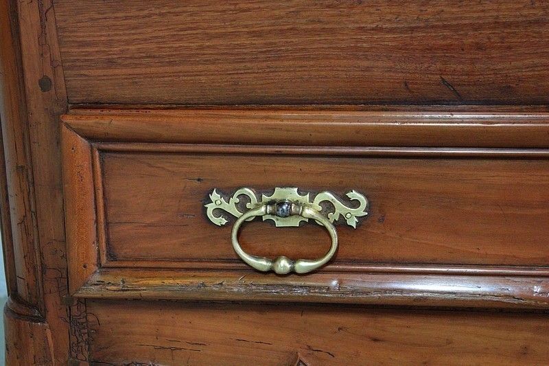 Bonnet Louis XIV   Louis XV Cherry, 18th photo vintage