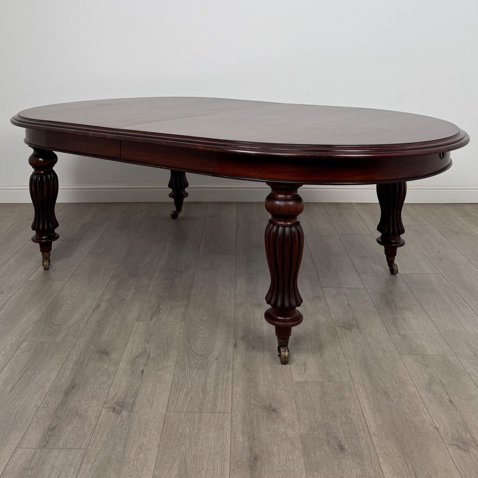 Antique 20th Century Victorian Style Dining Table In Mahogany ( Af 5381 )