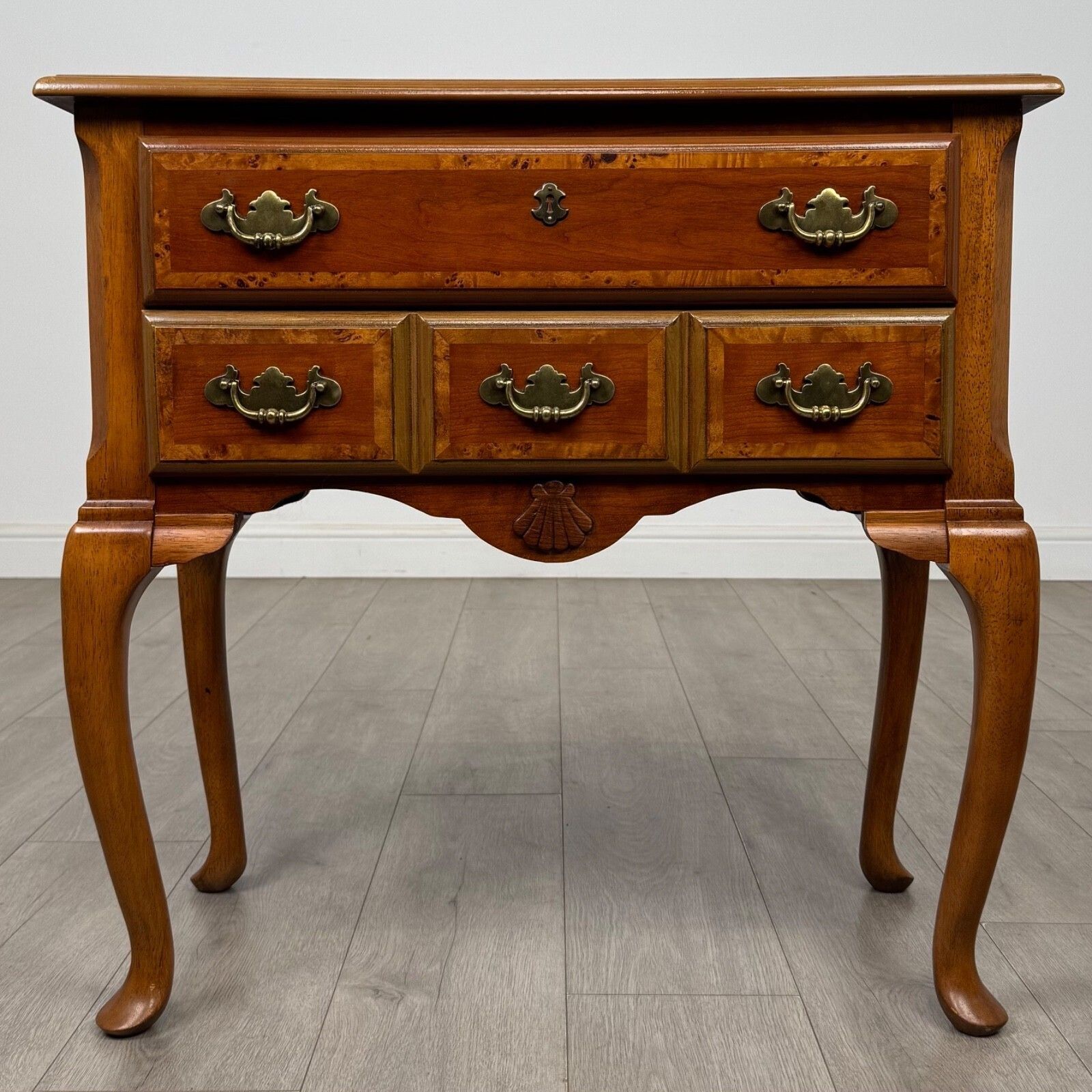 Antique 20th Century Good Quality Side Table In Beech ( Af 5414 )