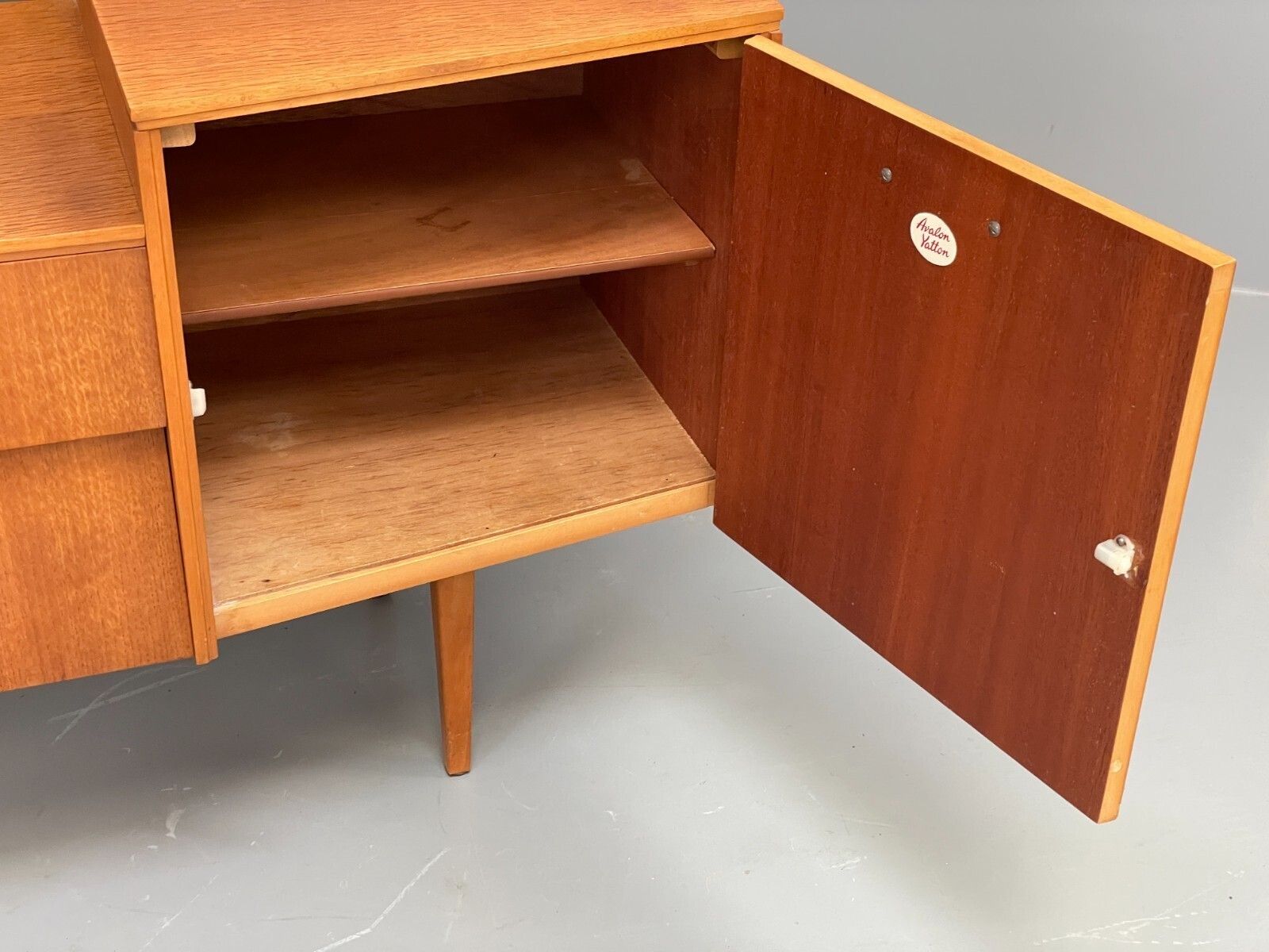 photo for sale Vintage 1950s Oak Dresser Avalon Midcentury Drawers Cabinet Eb11793 Mwoo