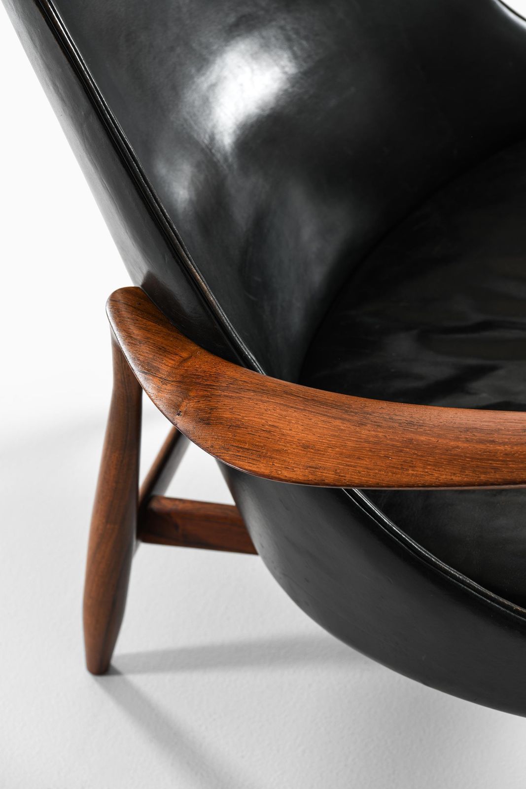 Easy Chair With Matching Stool In Leather And Rosewood By Ib Kofod Larsen 1956 photo vinterior