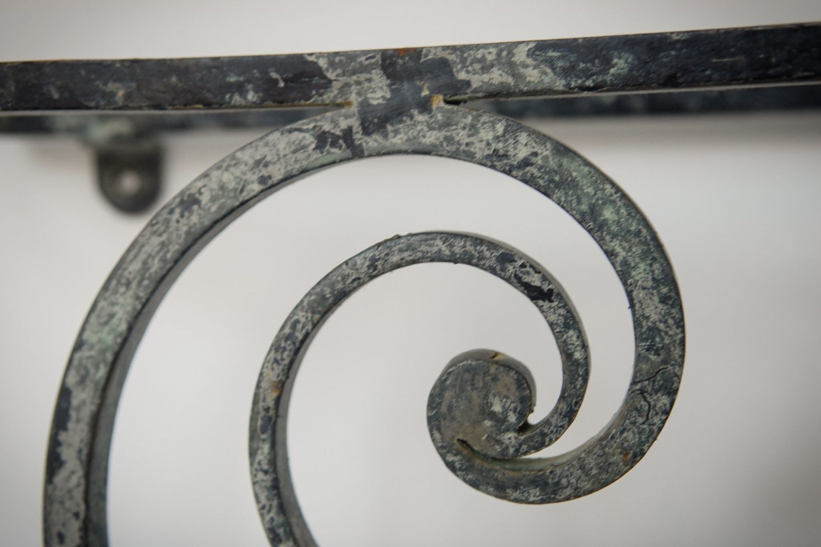 Klassieke Consoletafel Van Handbewerkt Messing Of Brons, Jaren 1930 photo 549.0