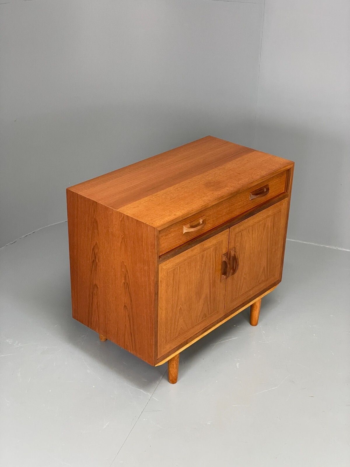 photo vintage Vintage G Plan Teak Cabinet Sierra Range Drawer Shelving 1970s Eb11807 Mwoo