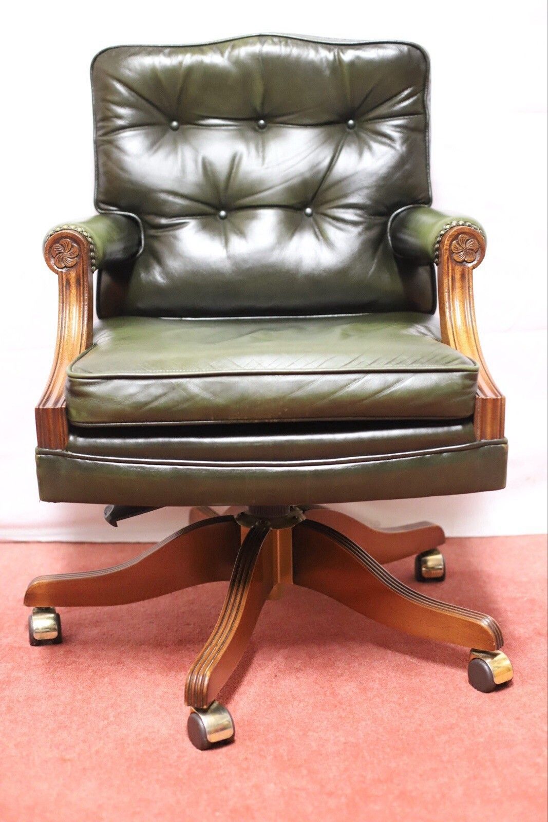 Furniture Bevan Funnel Reprodux , Stunning Mahogany And Leather Swivel Chair photo