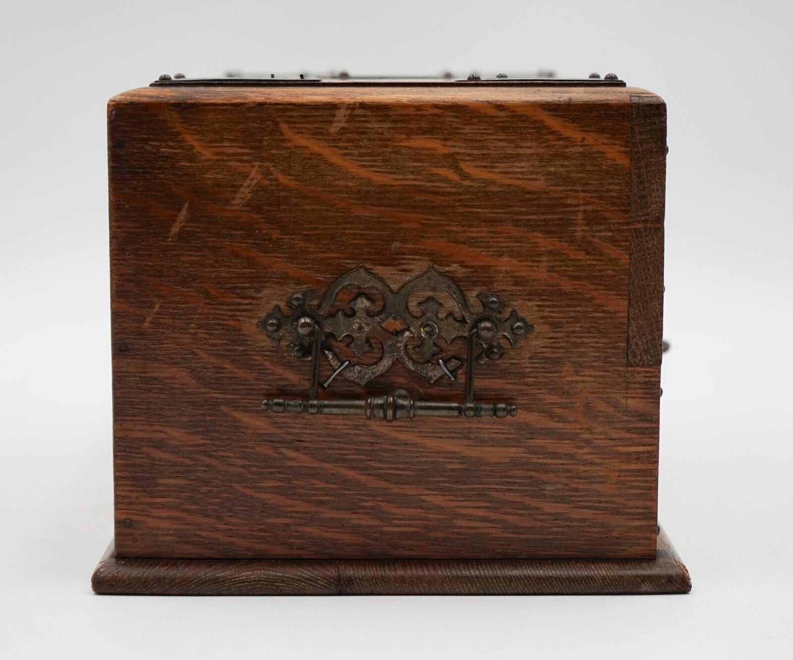 photo for sale Antique Asian Oriental Mahjong Set Of 148 Tiles In Edwardian Oak Box