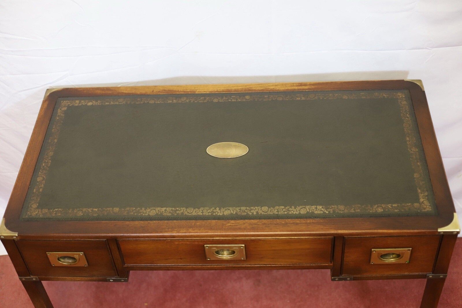 photo vintage Reprodux Bevan Funnell Lovely Military Campaign Style Writing Desk