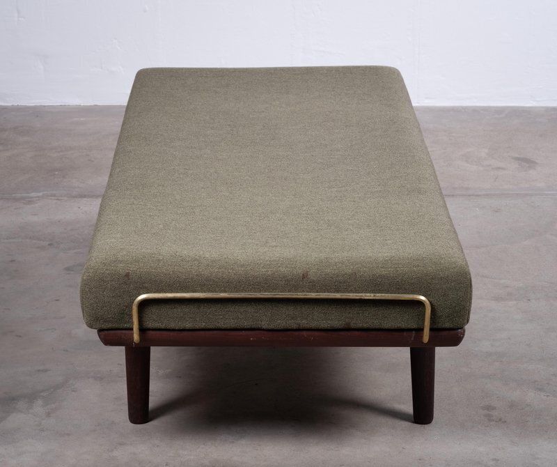 photo for sale Mid Century Deens Model Ge19 Daybed In Teakhout, Toegeschreven Aan Hans J. Wegner Voor Getama, Ca. Jaren 1960