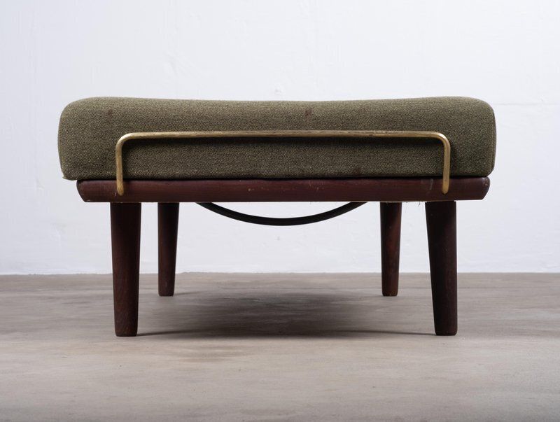 Furniture Mid Century Danish Model Ge19 Daybed In Teak Attributed To Hans J. Wegner For Getama, 1960s photo
