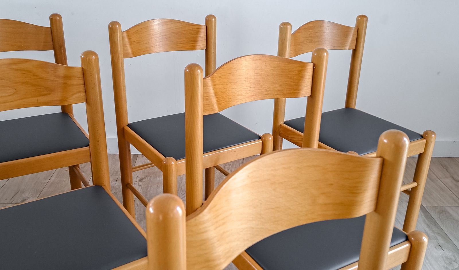 Mid Century Retro Vico Magistretti Style Italian Dining Chairs photo Furniture