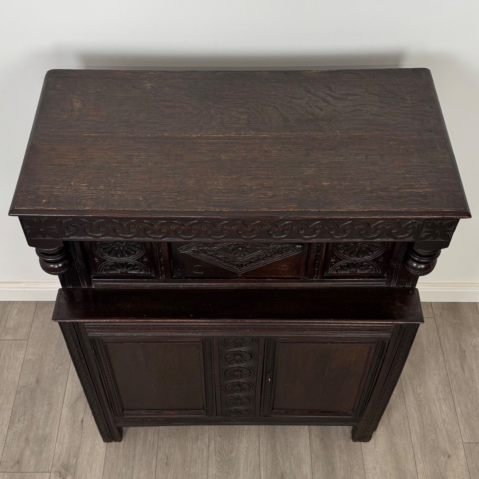 photo for sale Antique 18th Century Small Georgian Court Cupboard In Oak ( Af 5379 )