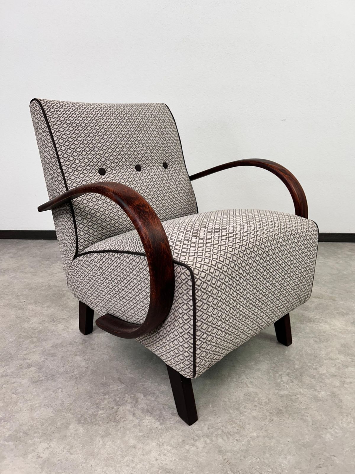 Art Deco Armchair By Jindřich Halabala For Up Závody photo furniture