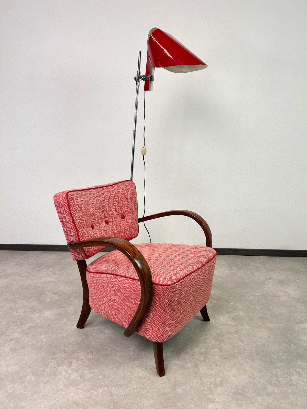 Art Deco Armchair H237 By Jindřich Halabala photo furniture