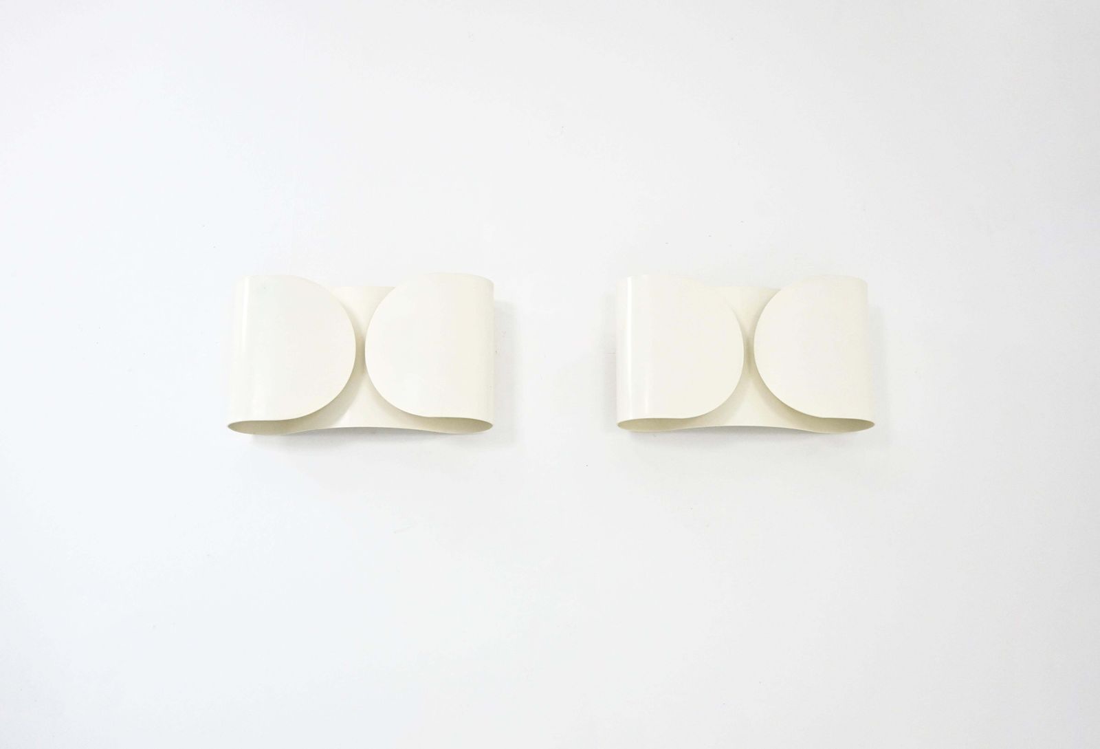 White Foglio Sconces By Tobia & Afra Scarpa For Flos, 1960s, Set Of 2 photo vintage
