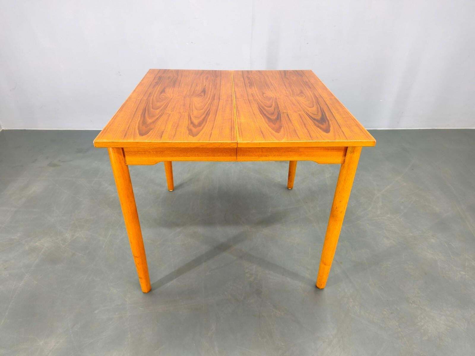 Deense mid-century teakhouten uitschuifbare eettafel, jaren 1960 photo furniture