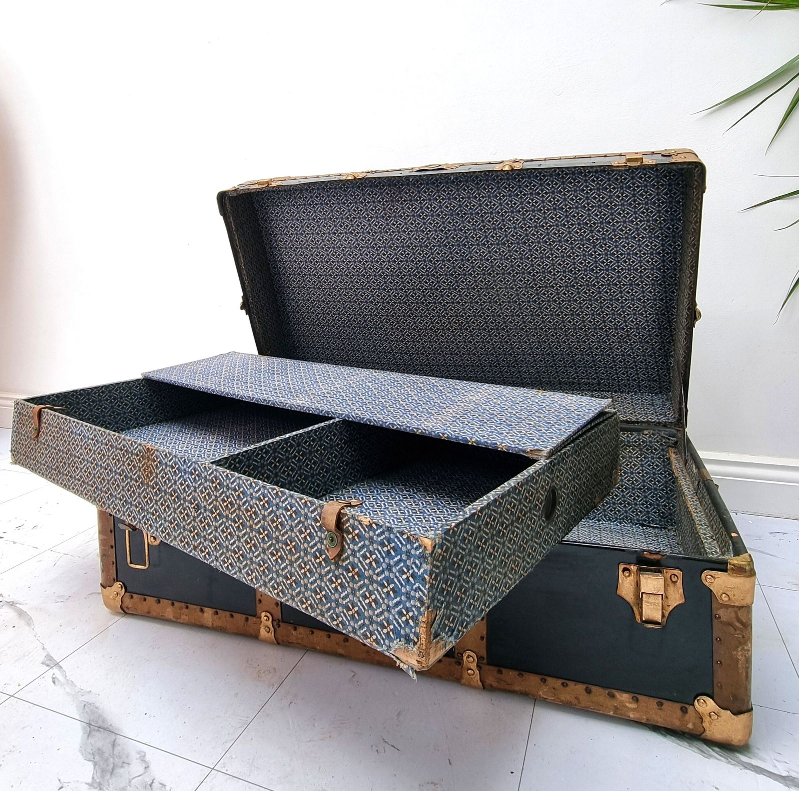 photo for sale Antique Fitted Travel Steamer Cabin Trunk American Standswell/Perkiomen 1910s