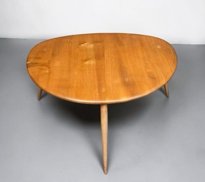 photo vintage Ercol Solid Elm And Beech Blonde Nest Of Tables Pebble Nest Superior Quality