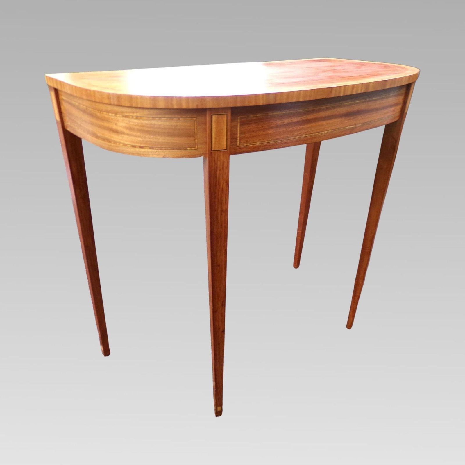 Exceptional Quality Satinwood & Crossbanded Georgian Style Hall Or Console Table photo for sale
