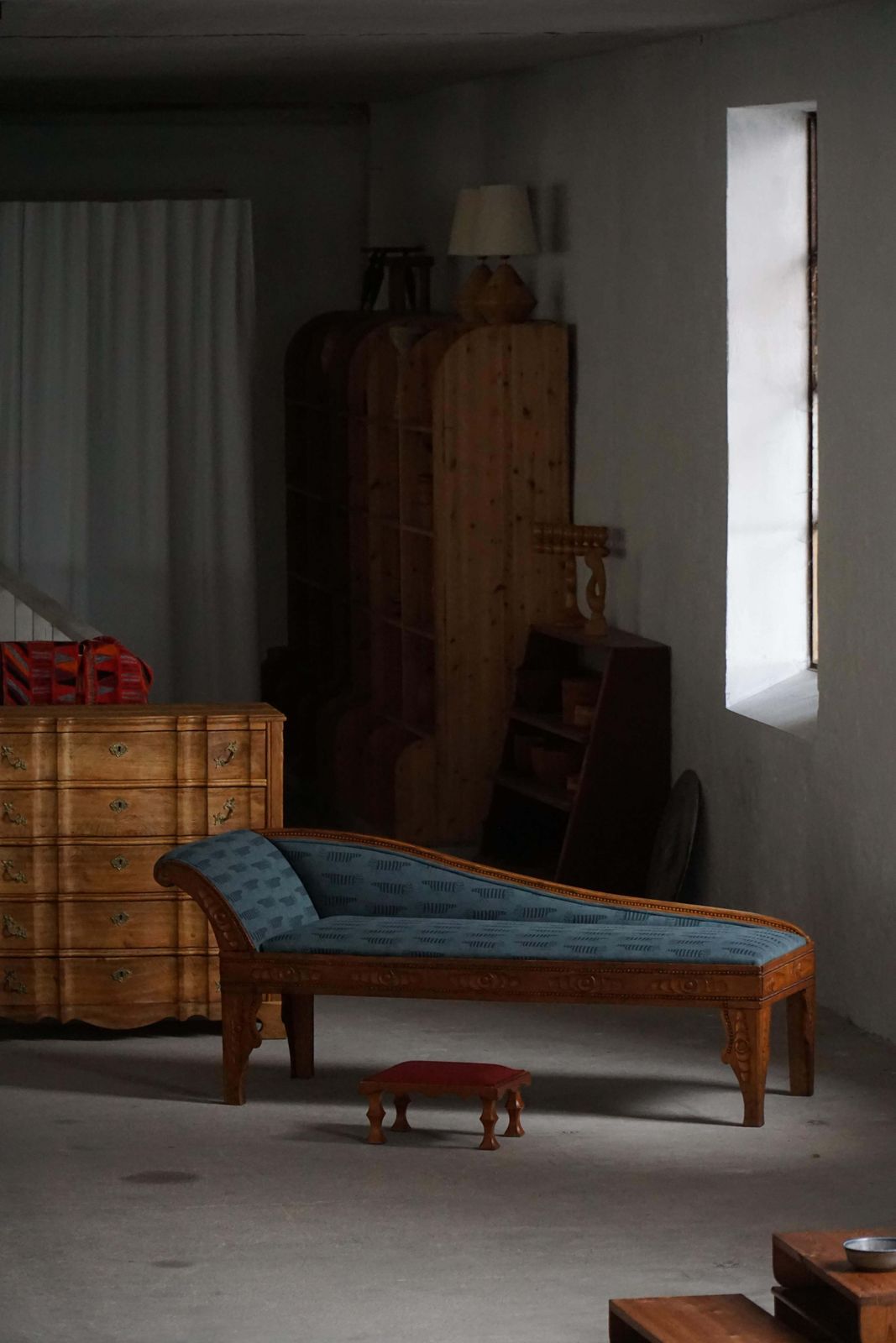 Danish Art Nouveau, Chaise Lounge In Oak & Lisa Larson “Mikey” Upholstery, 1920s photo furniture