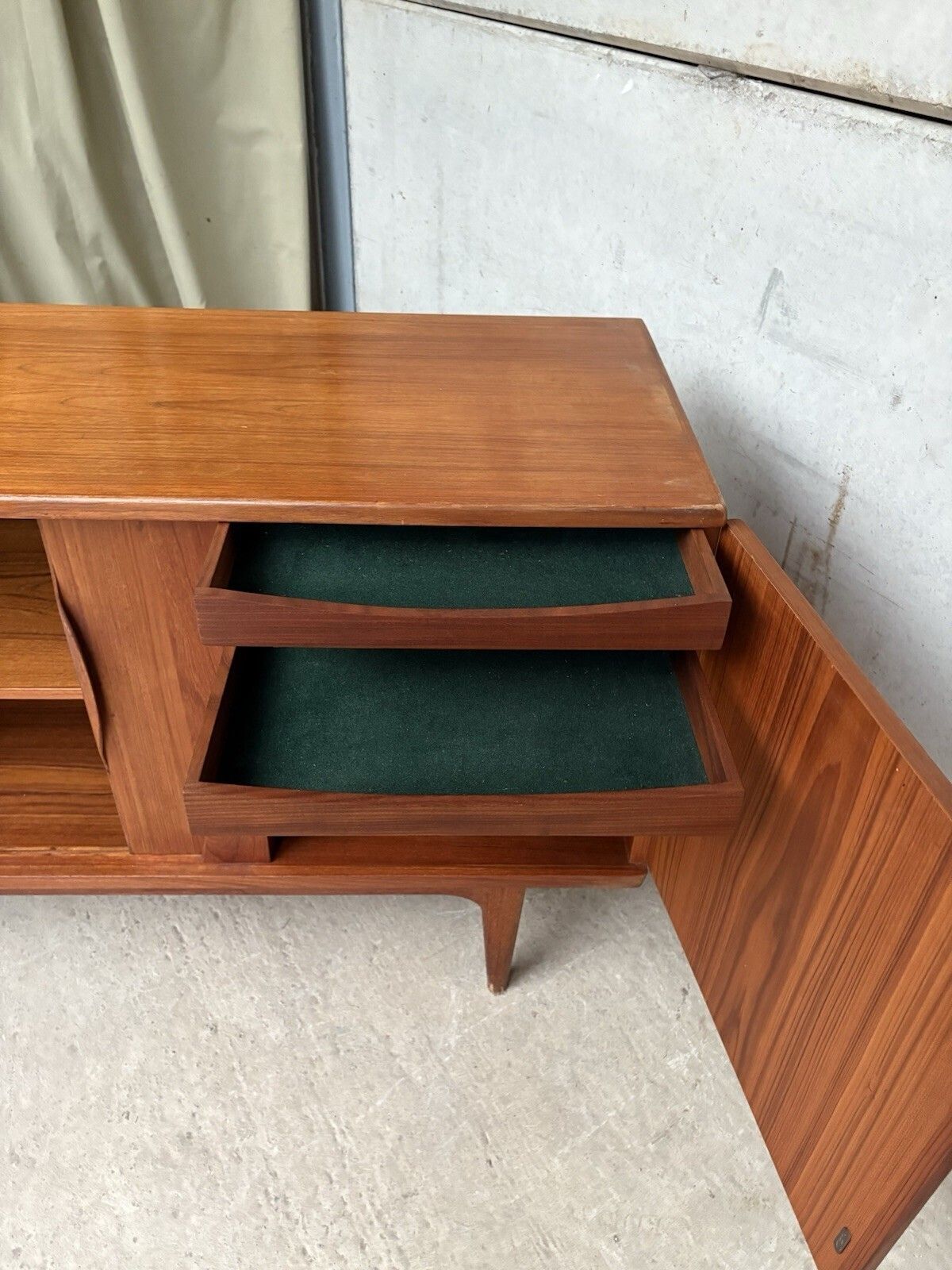 2932.5 Vtg Mid Century Danish Large Teak Sideboard By Johannes Andersen Uldum R1144 photo
