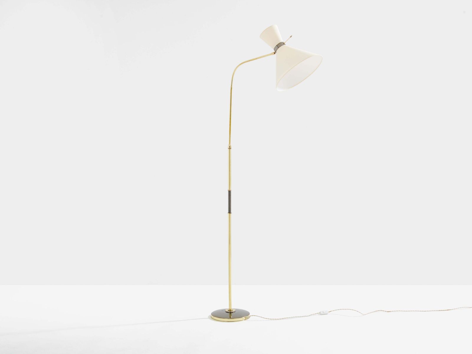 Lampadaire Maison Lunel Diabolo en laiton et métal gun, années 1950 photo Luminaires