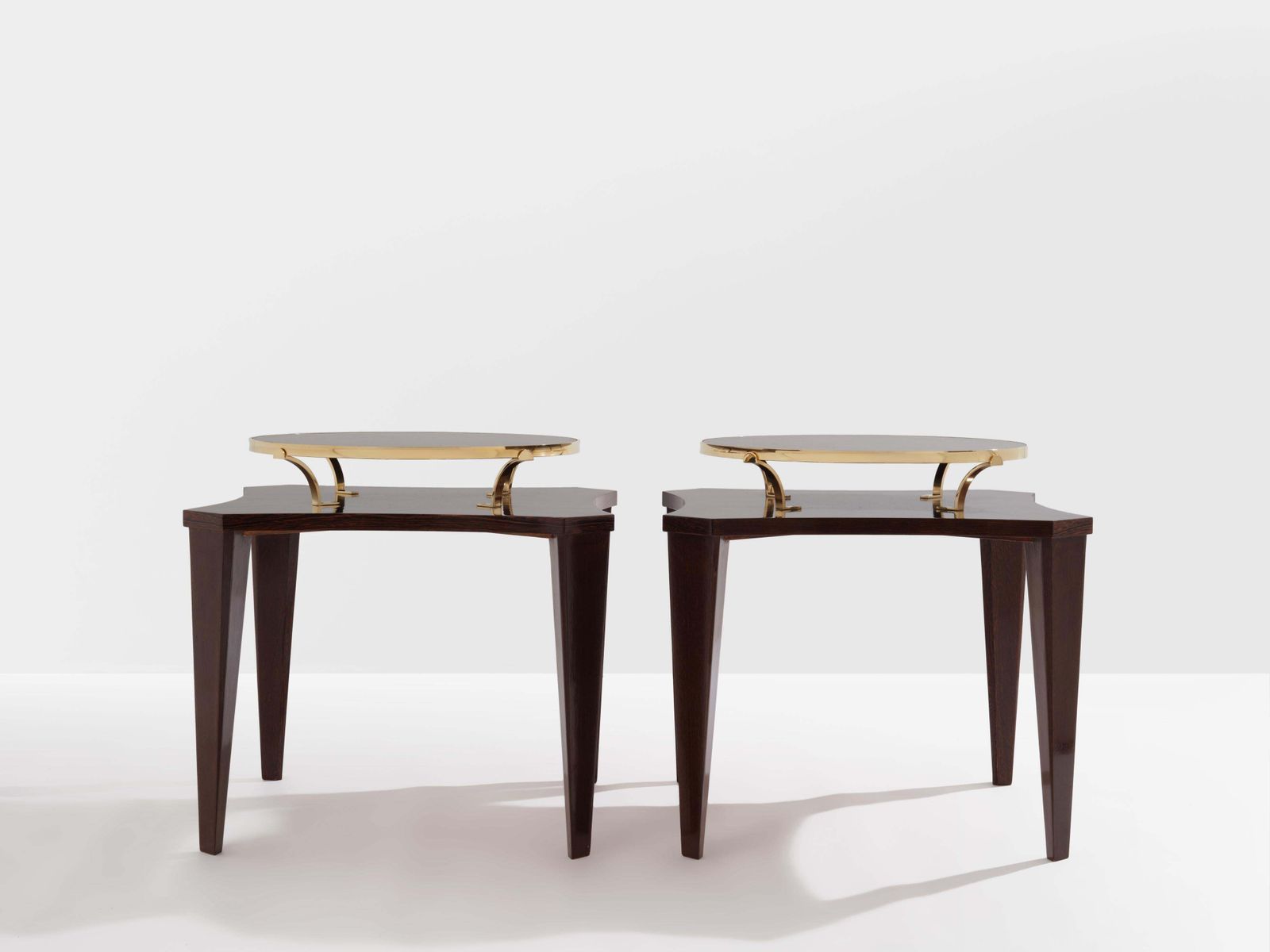 Paire de tables d'appoint en wengé et laiton Alberto Pinto, années 1990 photo buy