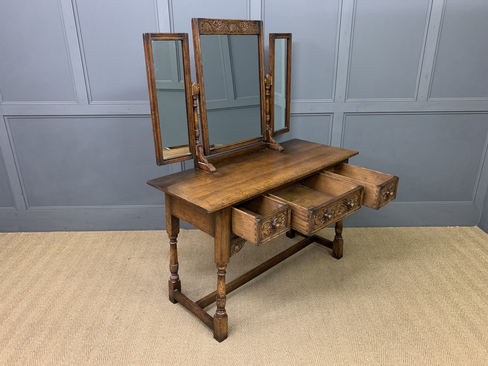 Furniture Ipswich Oak Dressing Table, 1930s photo