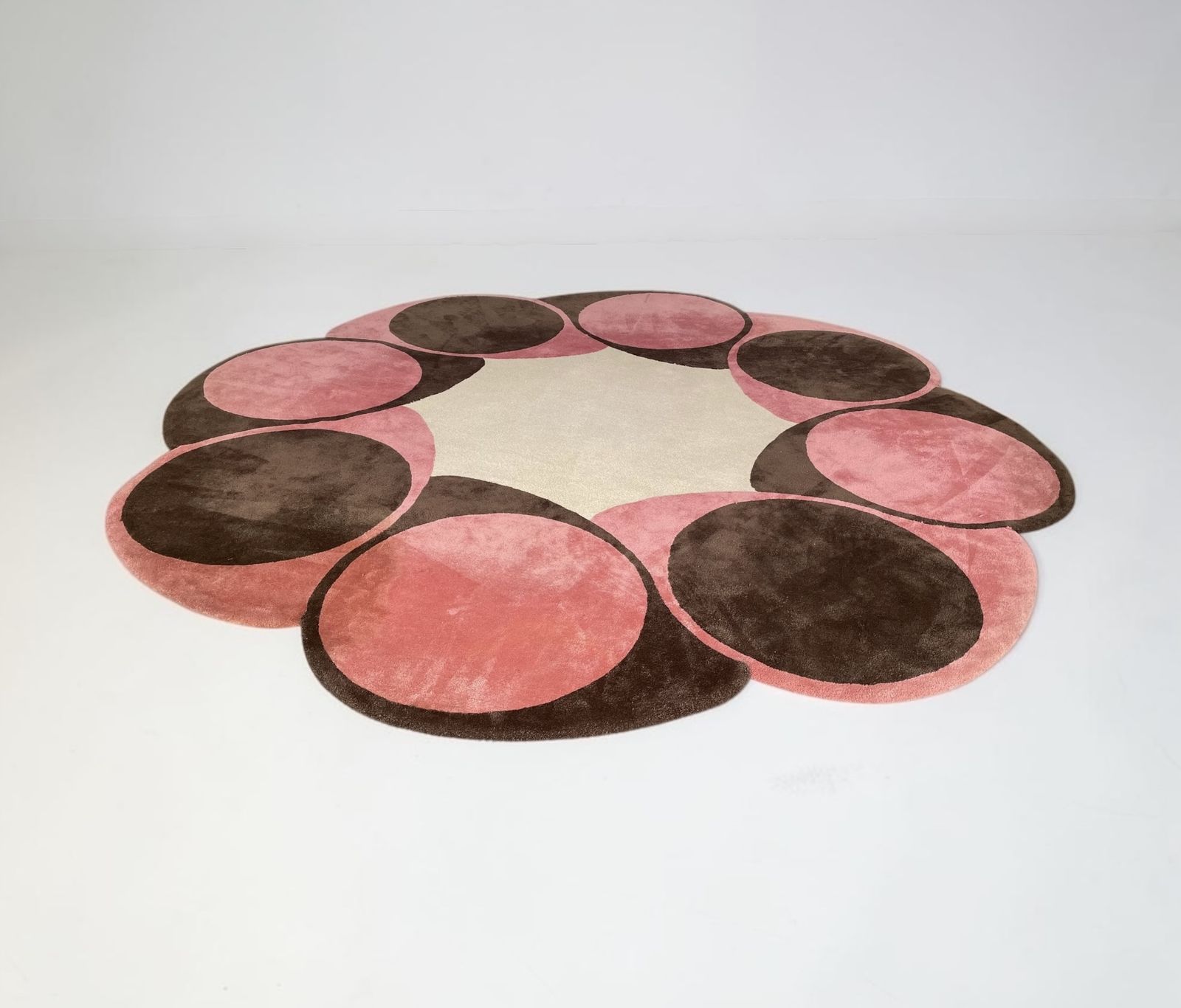Vintage Circular Rug In Brown, Pink And Cream photo buy