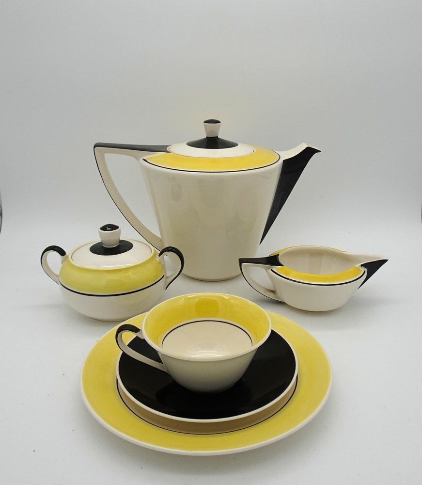1026.0 Art Deco Dutch Ineke Service Set By Edmond Bellefroid For Petrus Regout Maastricht Koninklijke Sphinx, 1933, Set Of 39 photo