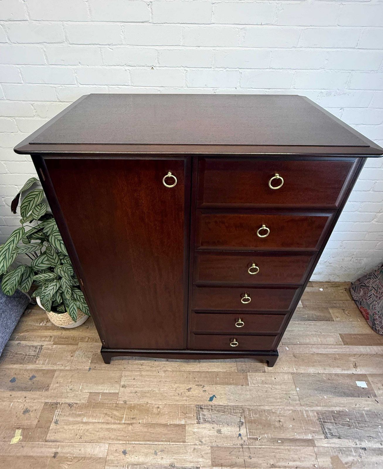 Stag Minstrel Wardrobe Chest – Mahogany Finish – Drawers & Hanging – Excellent Condition photo for sale