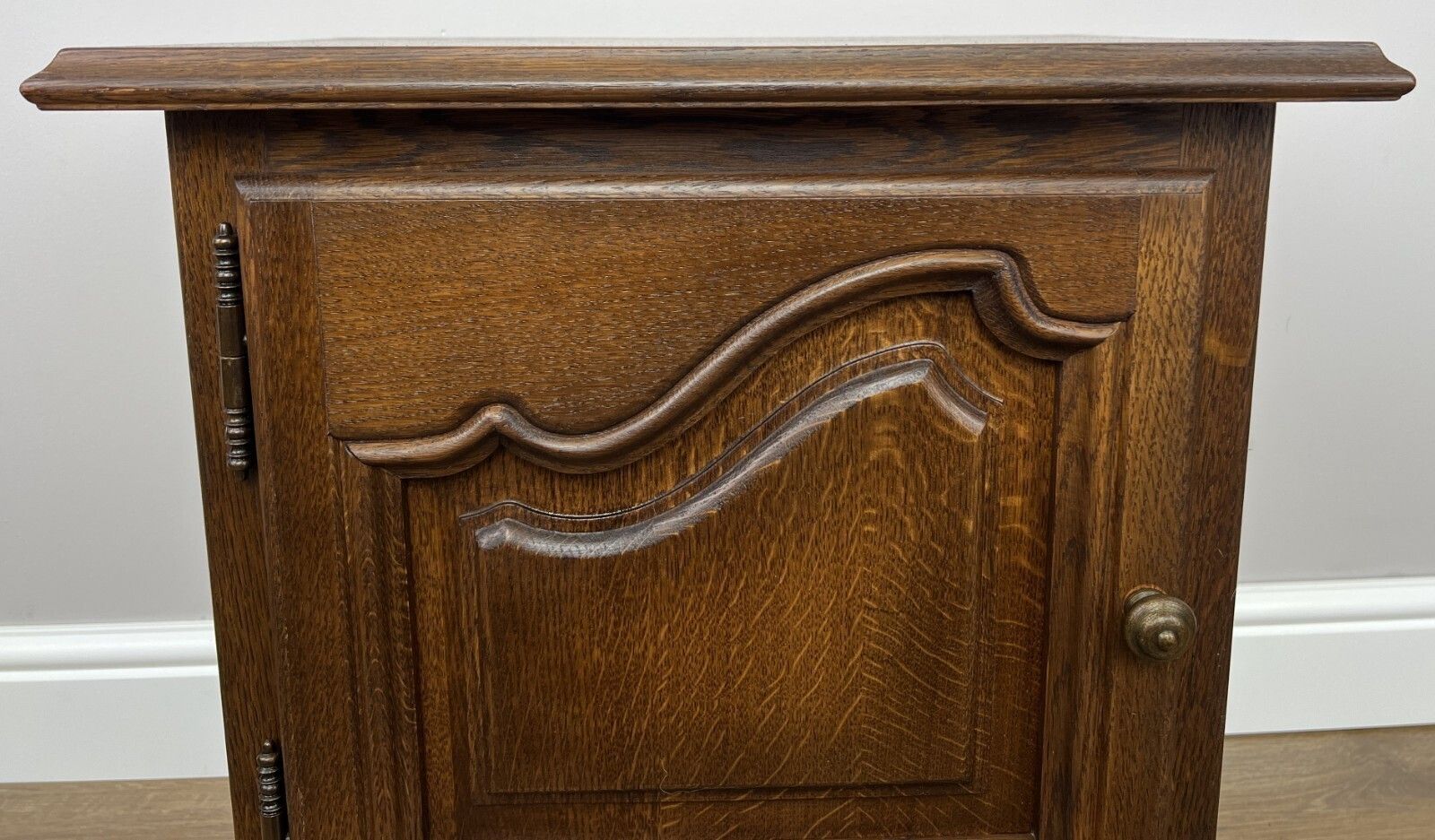 Pair Of Bedside Tables Vintage French Style Nightstands Carved Cabinets Lot 4965 photo buy