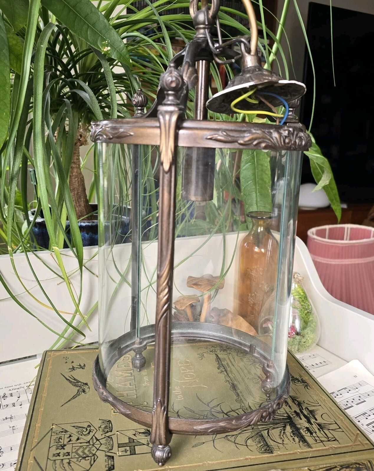 Vintage Ceiling Lantern Porch Hall Light Metal Bronze Style Glass Ornate photo furniture