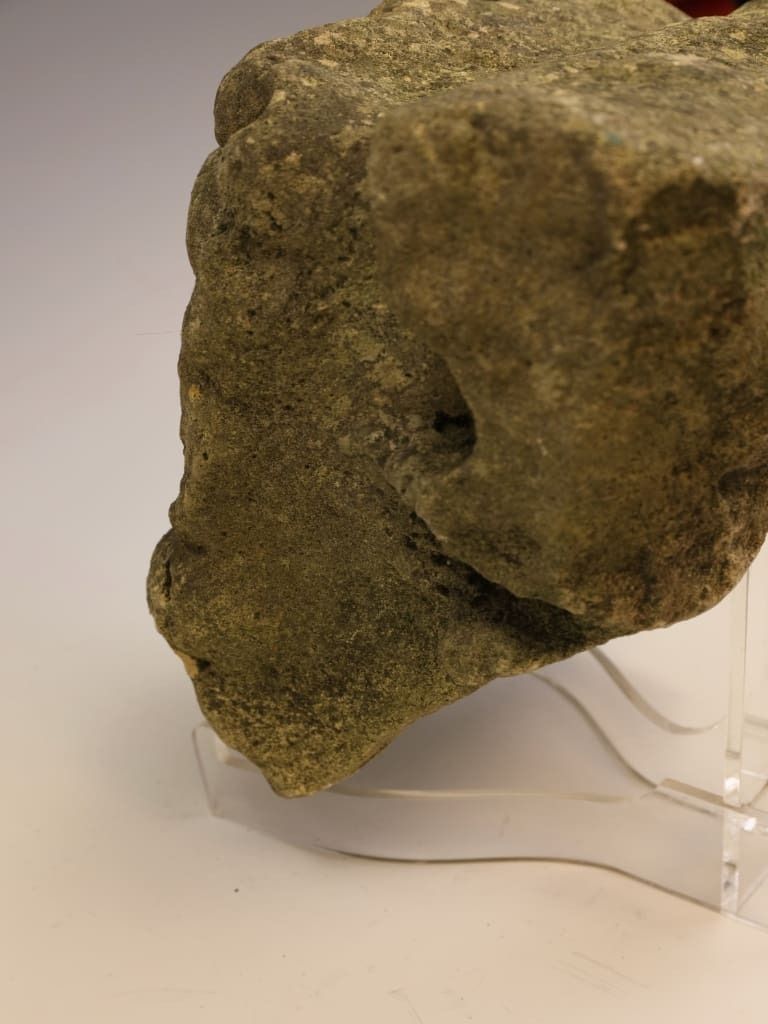 photo furniture Rare 17th Century English Carved Stone Corbel Head