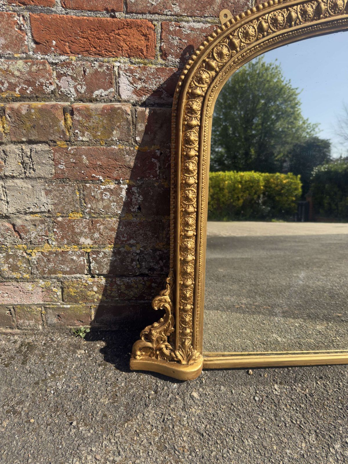 A Delightful Good Size Antique English 19th Century Arched Top Gilt Overmantle Mirror. photo Home Decor