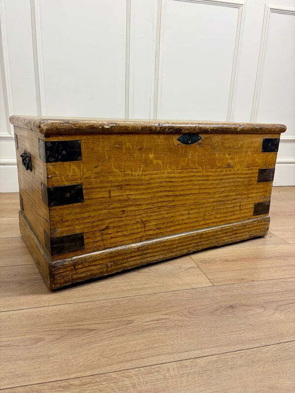 225.0 Antique Pine Storage Box Coffee Table photo