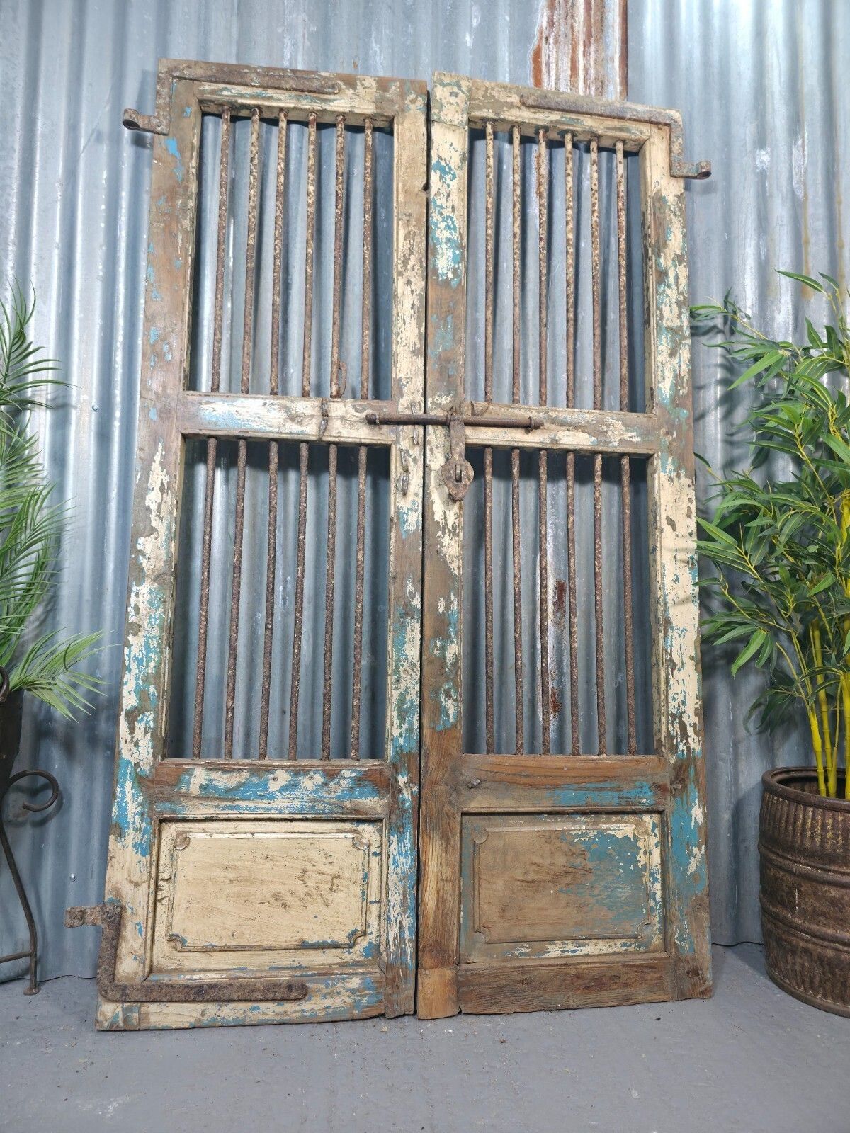 Pair Vintage Rustic Indian Wooden Iron Doors Garden Gates Room Divider Screen photo furniture