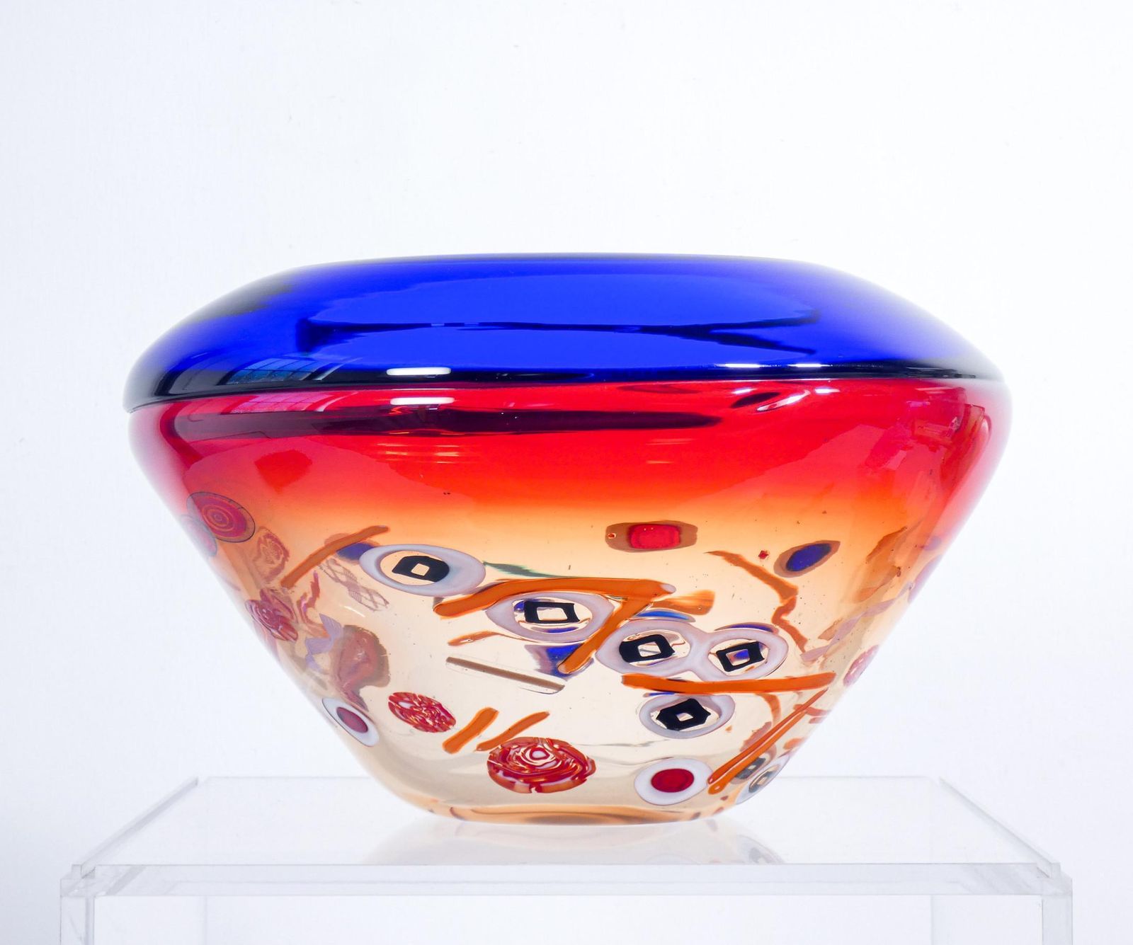 Murano Blown Glass Vase, Design Stefano Toso. Italy, 90s photo vinterior