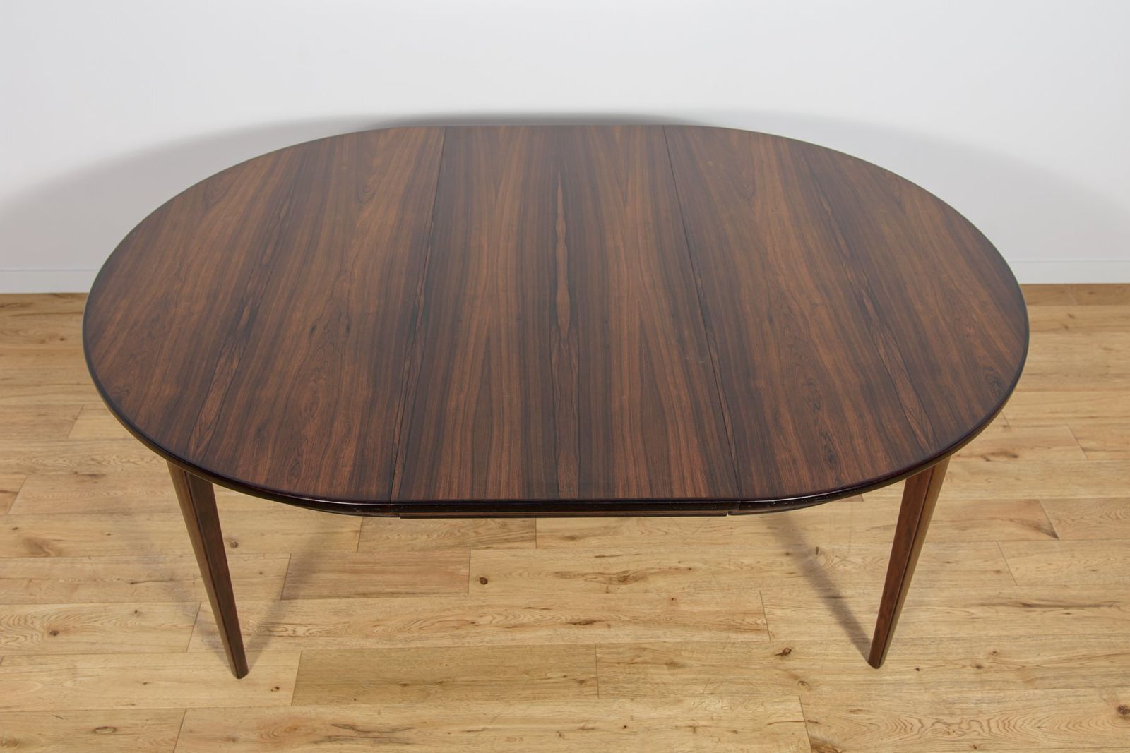 Furniture Mid Century Modern Round Rosewood Model 55 Dining Table By Gunni Omann For Omann Jun, Denmark, 1960s photo