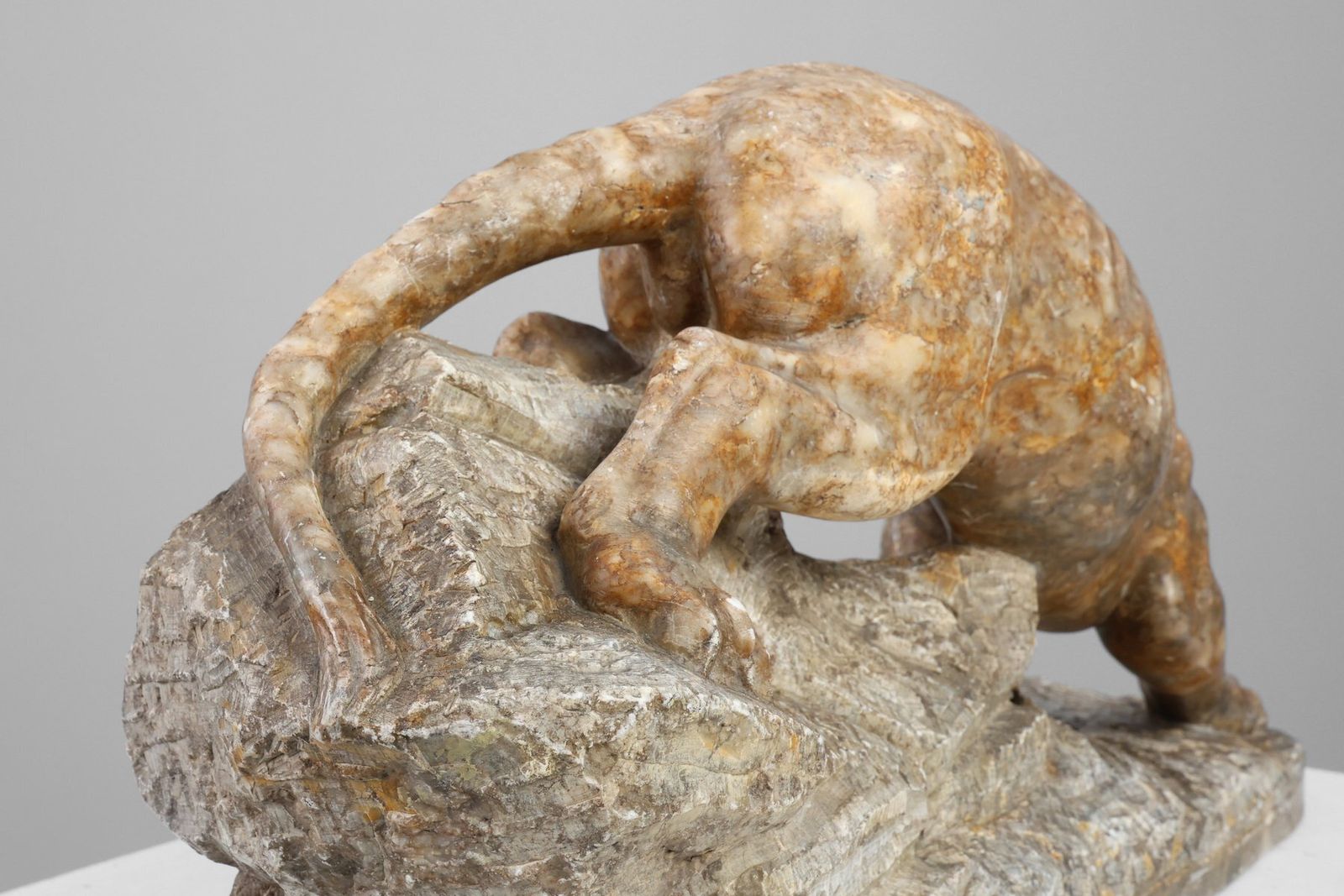 photo furniture Belgian Artist, Large Statue Of A Lynx, 1960s, Marble