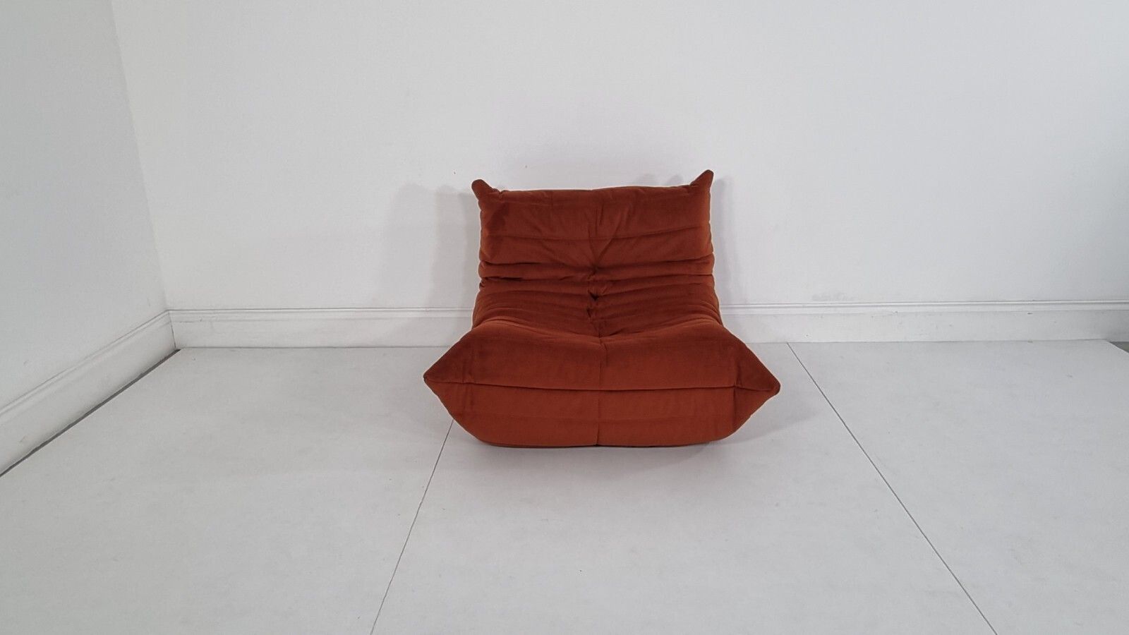 Ligne Roset Togo Chair In Luxurious Russet Alcantara Immaculate photo for sale