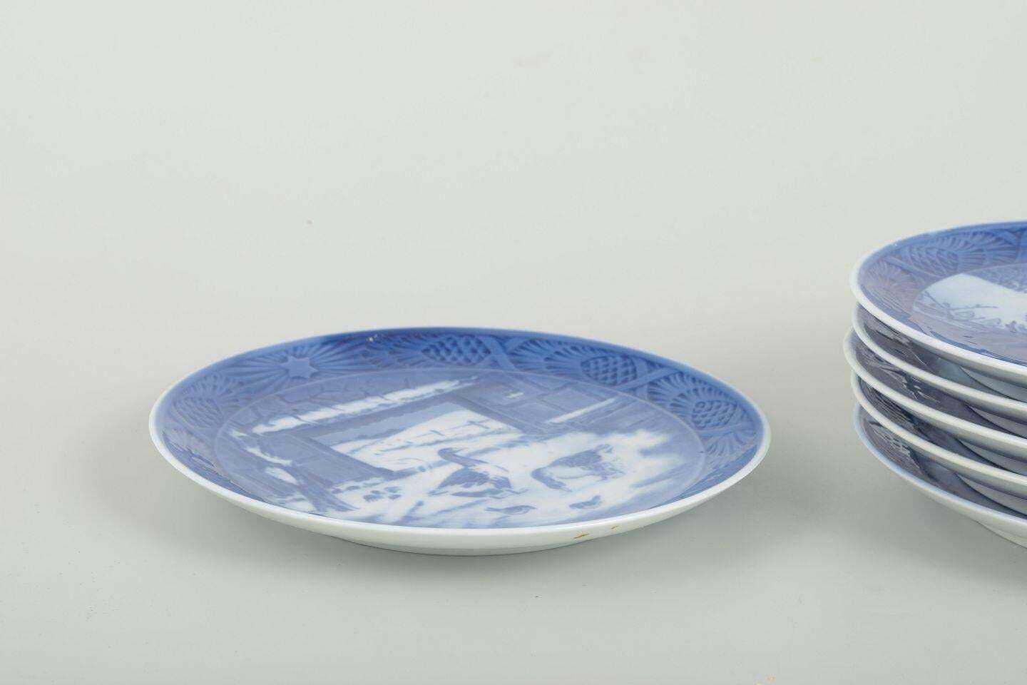 Royal Copenhagen. 6 Christmas Plates. 1969, 1970, 1971, 1972, 1975, 1976. photo for sale