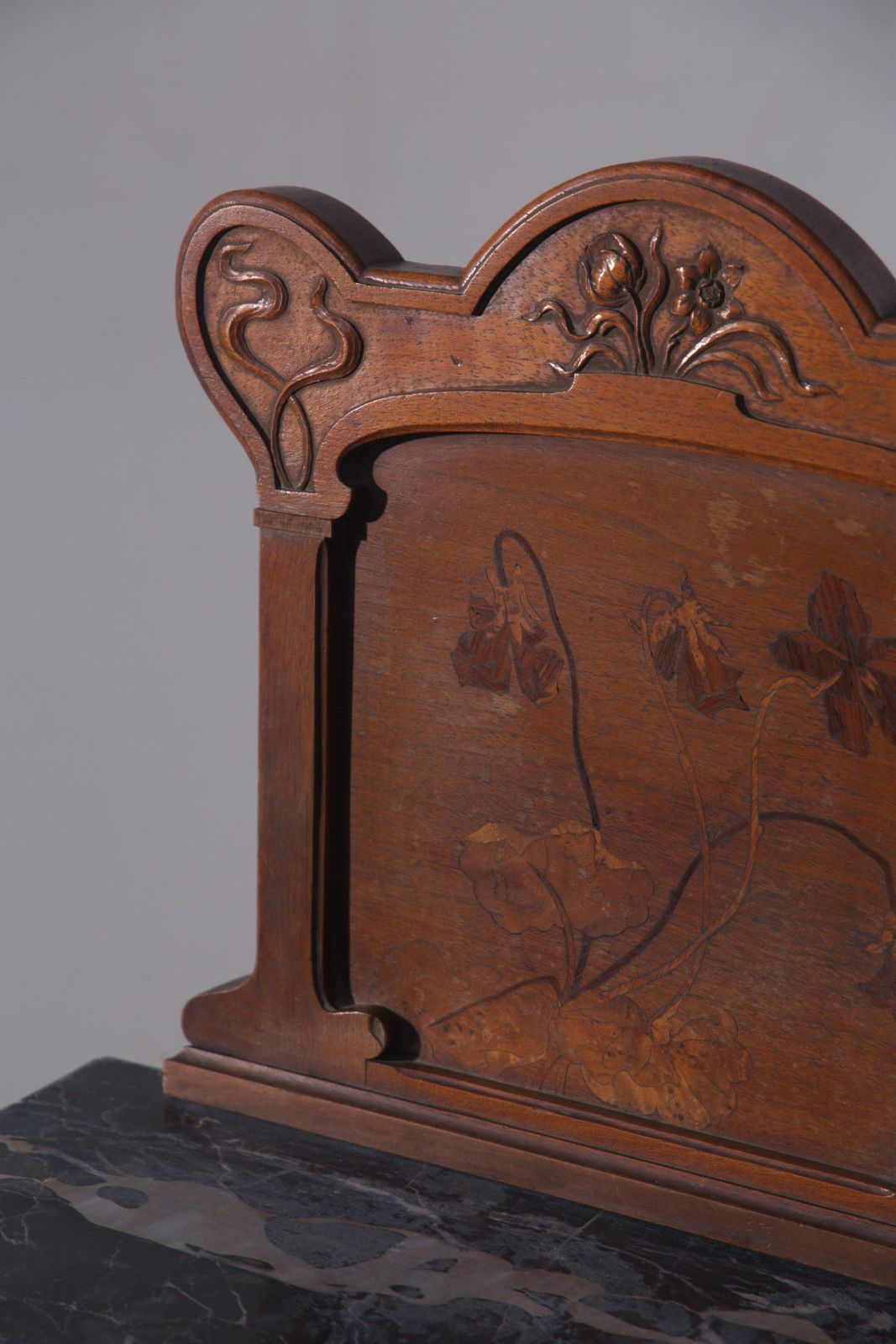 photo vinterior Pair Of Art Nouveau Bedside Tables By Vittorio Valabrega With Marble Shelves