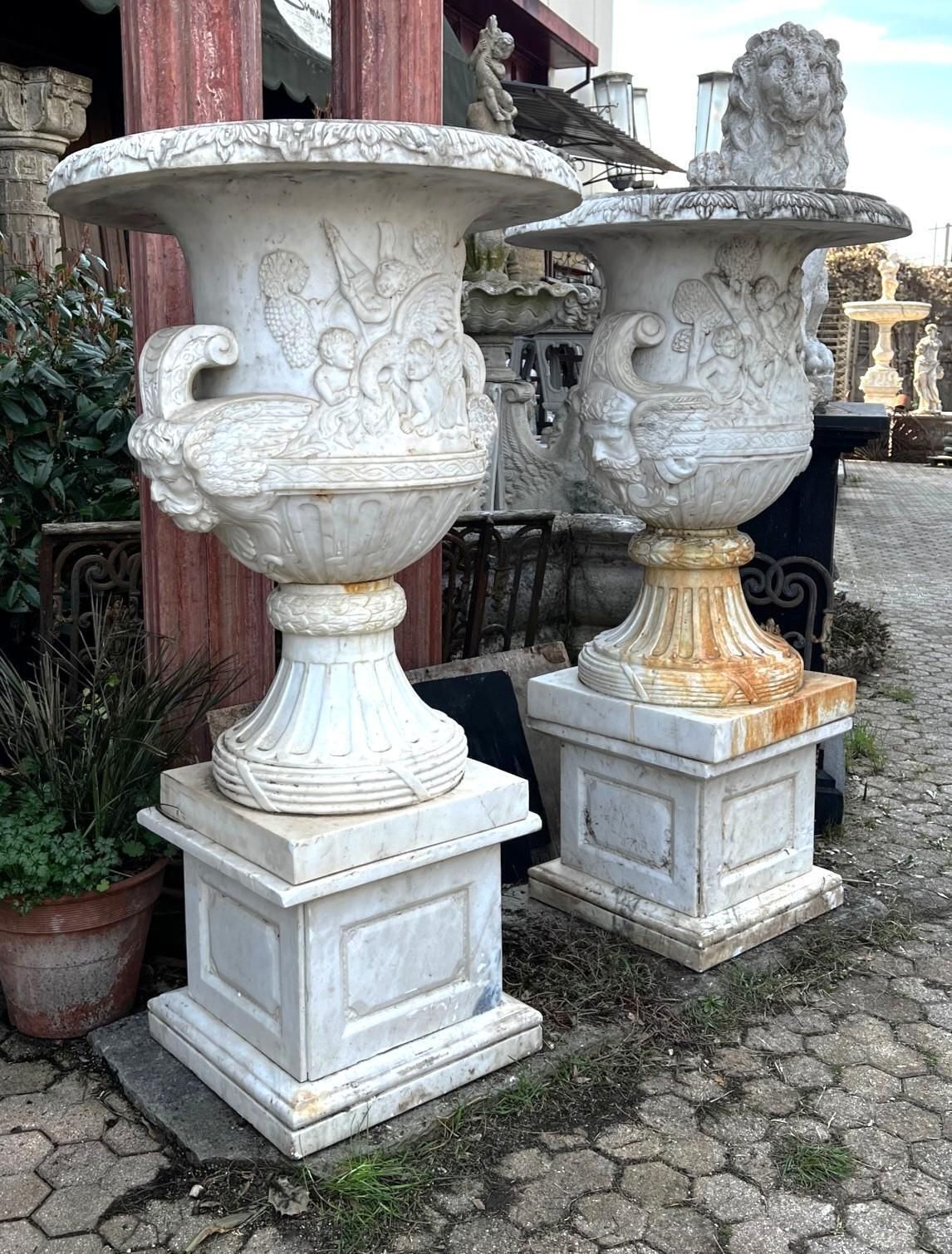 Pair Of White Marble Bowl Vases With Base, Italy photo 7460.0
