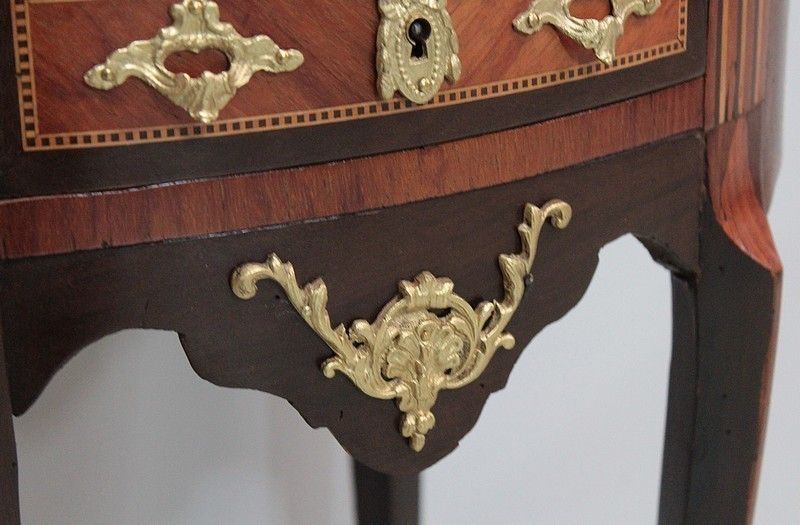 Small Chest Of Drawers, 19th photo Furniture